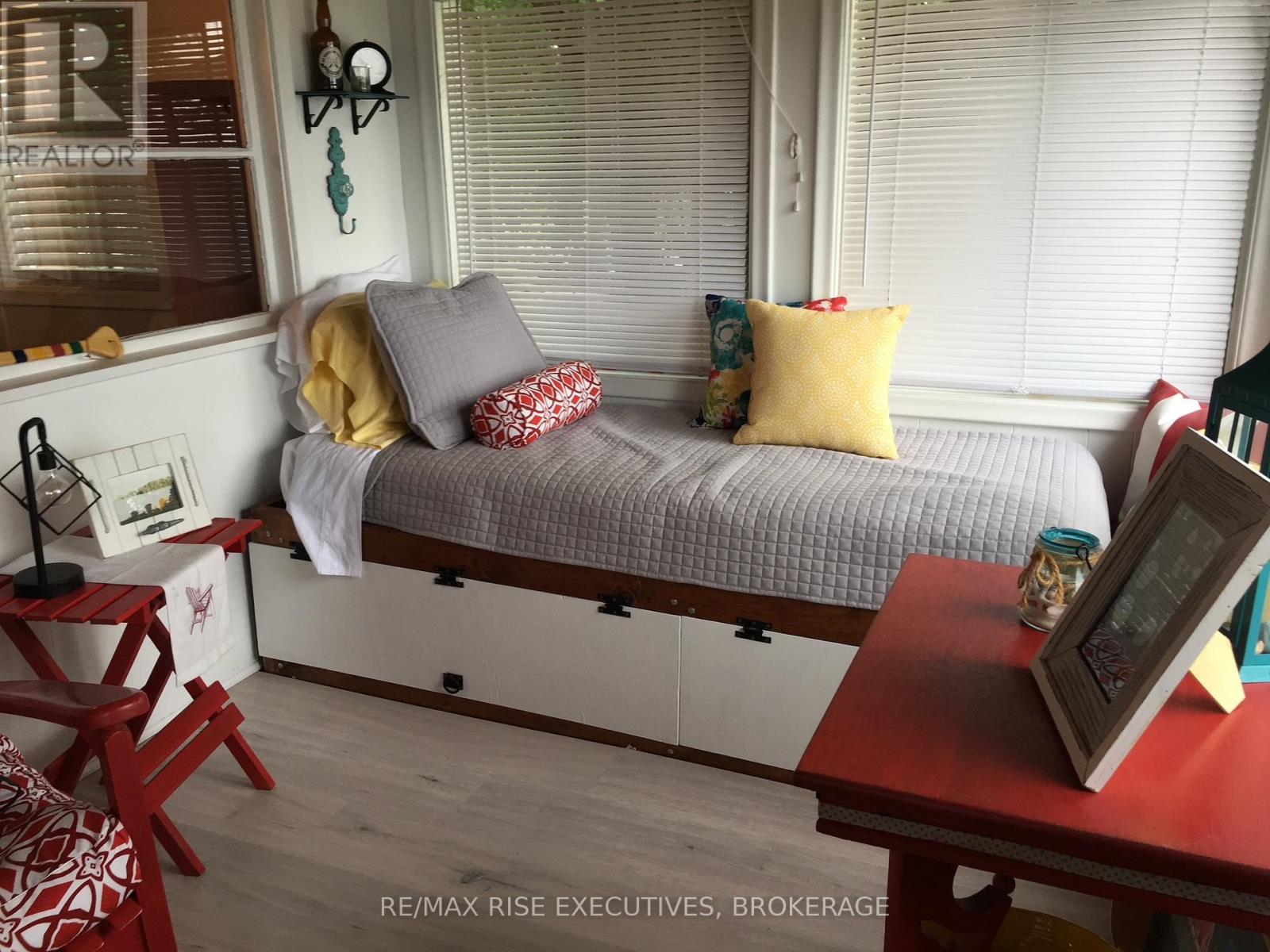 5065 Lower Round Lake Road, Frontenac, Ontario  K0H 1H0 - Photo 5 - X12578966