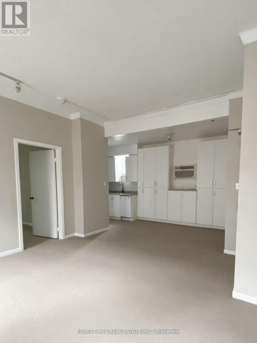 4 - 72 Walmer Road, Toronto, Ontario  M5R 2X7 - Photo 4 - C12479222