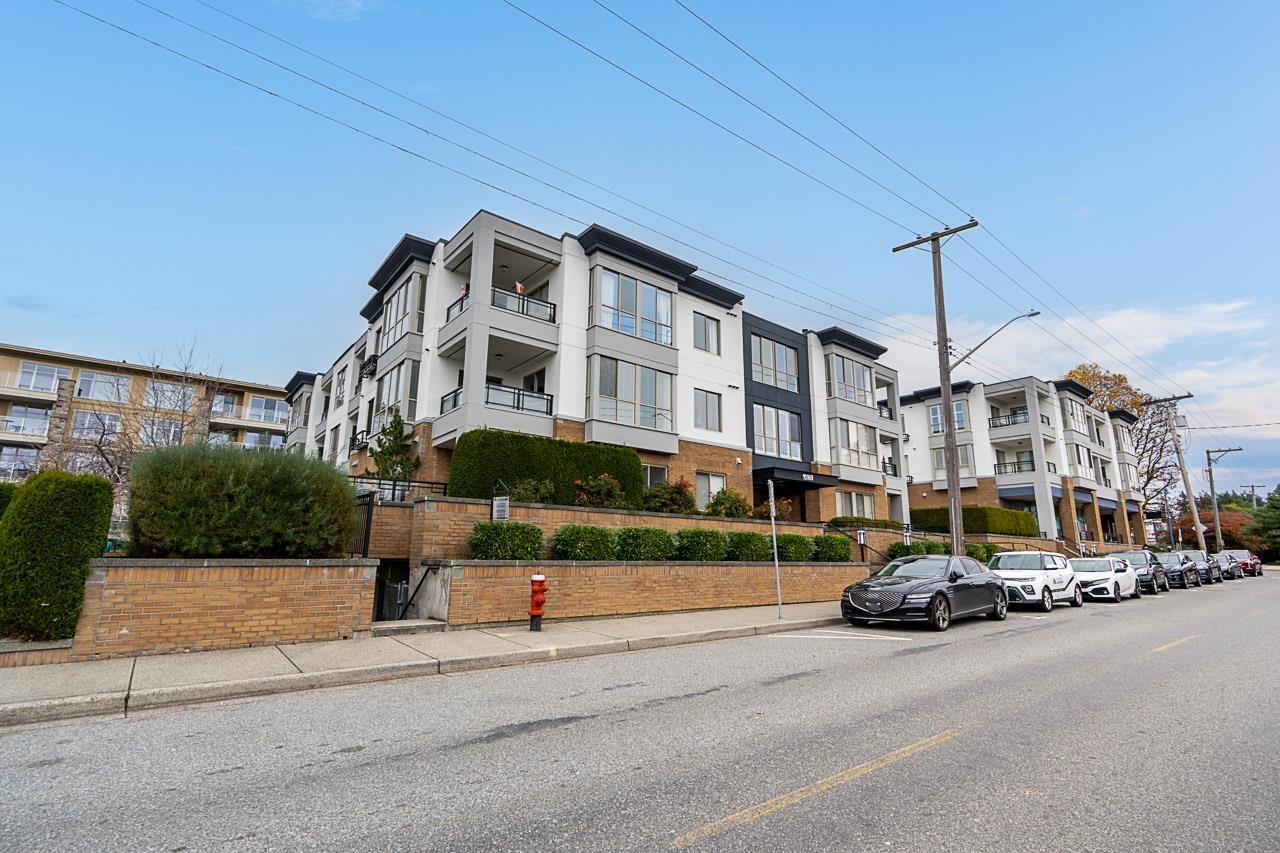 102 15169 BUENA VISTA AVENUE, White Rock, British Columbia