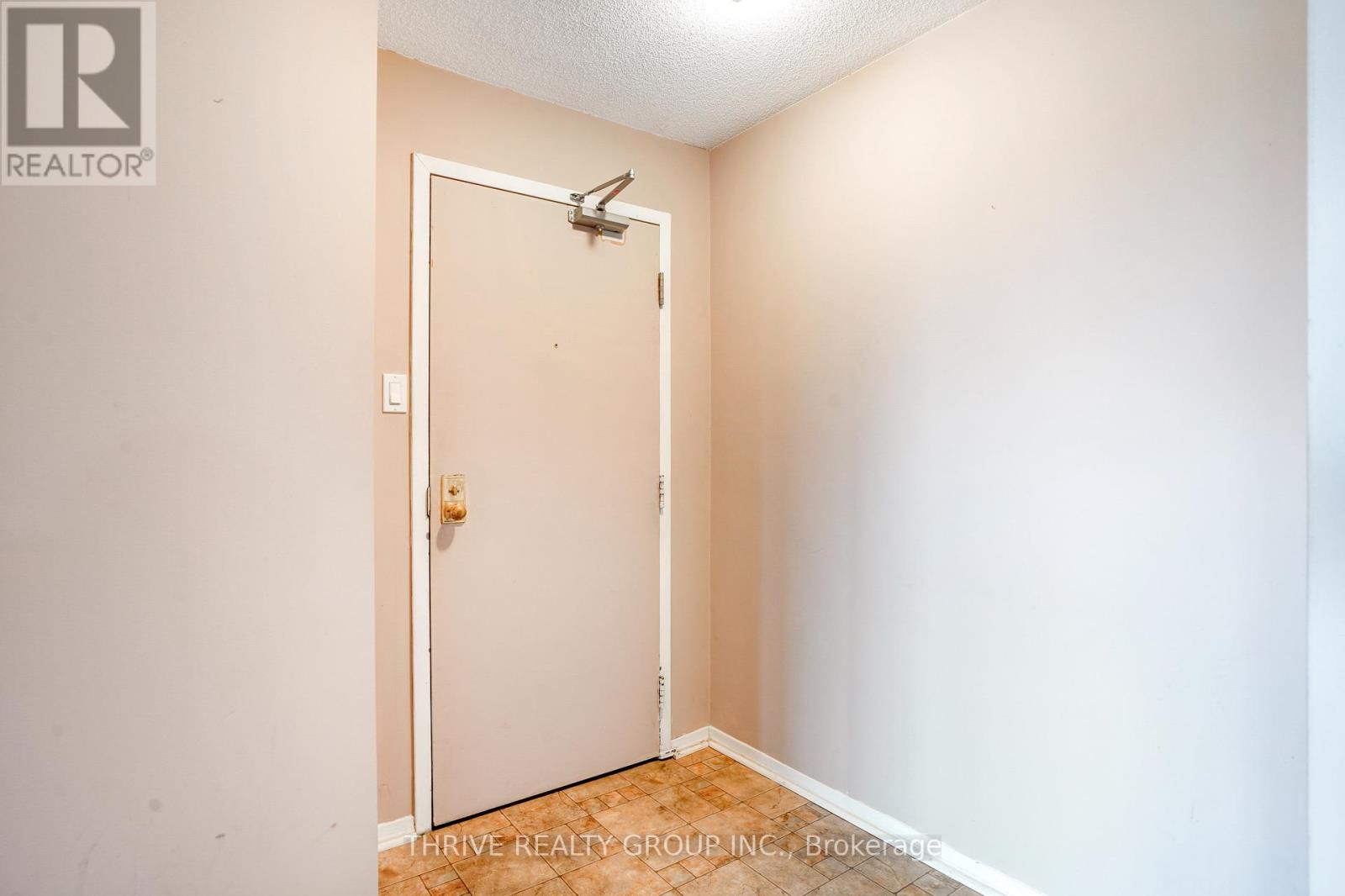 1403 - 860 Commissioners Road E, London South, Ontario  N6C 2V5 - Photo 5 - X12579018