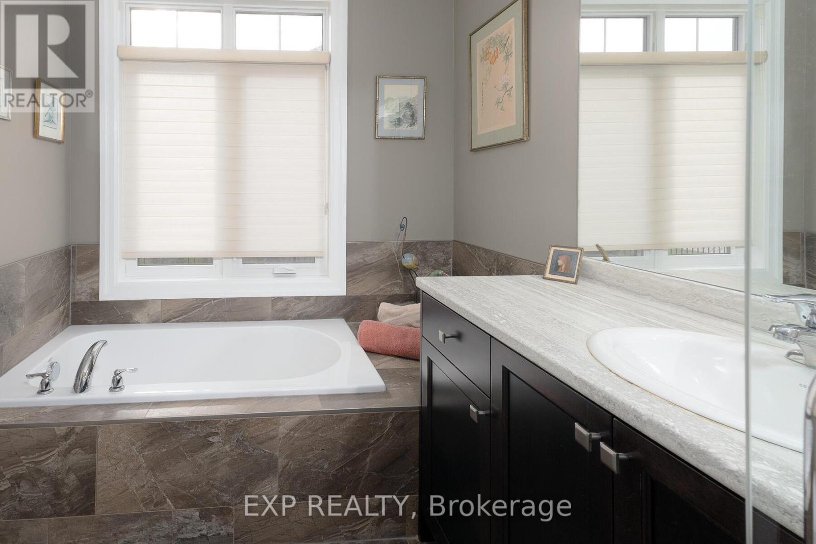 30 - 4700 Hamilton Road, Thames Centre, Ontario  N0L 1G6 - Photo 15 - X12579040