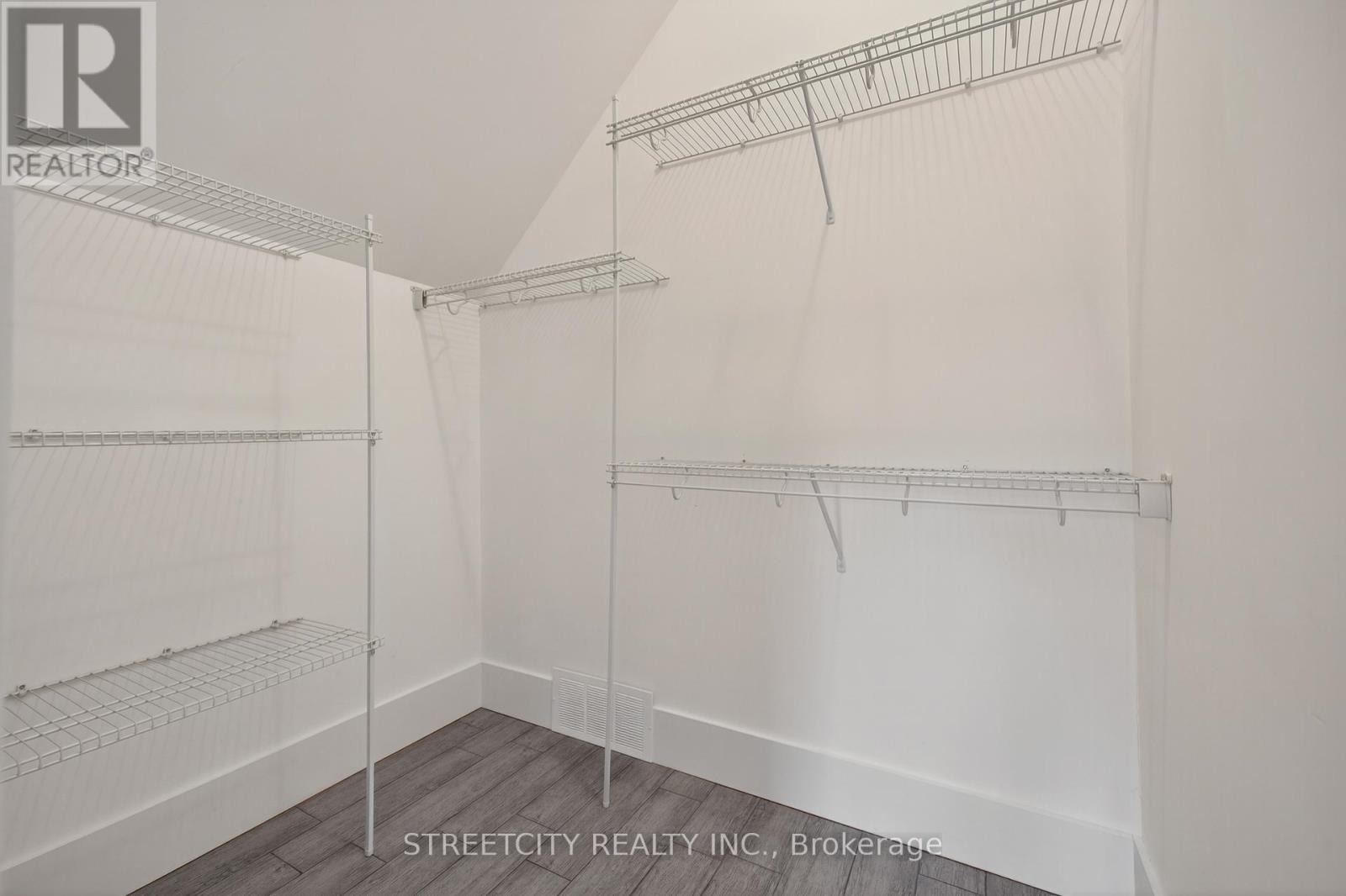 80 Tecumseh Avenue E, London South, Ontario  N6C 1R9 - Photo 25 - X12579048