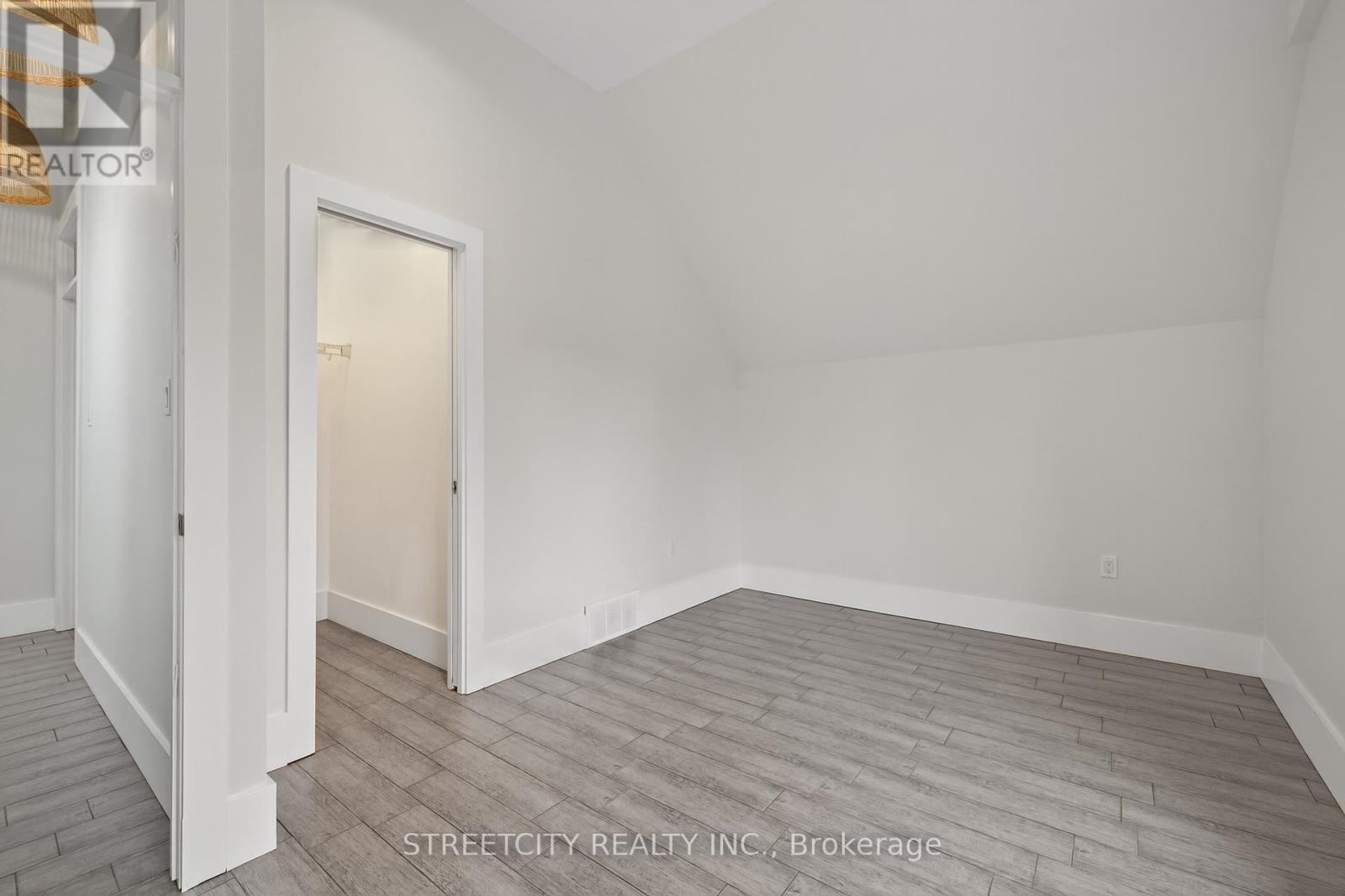 80 Tecumseh Avenue E, London South, Ontario  N6C 1R9 - Photo 30 - X12579048