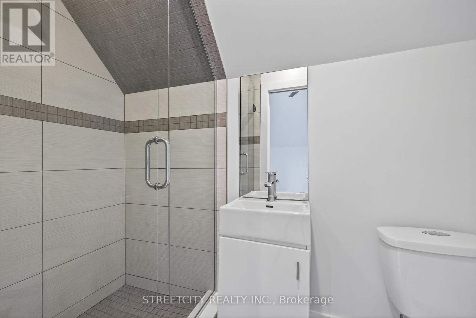 80 Tecumseh Avenue E, London South, Ontario  N6C 1R9 - Photo 32 - X12579048