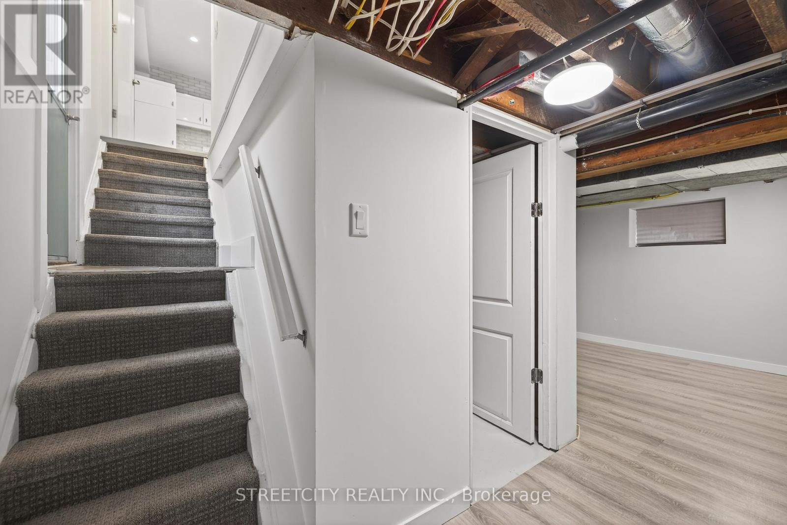 80 Tecumseh Avenue E, London South, Ontario  N6C 1R9 - Photo 33 - X12579048