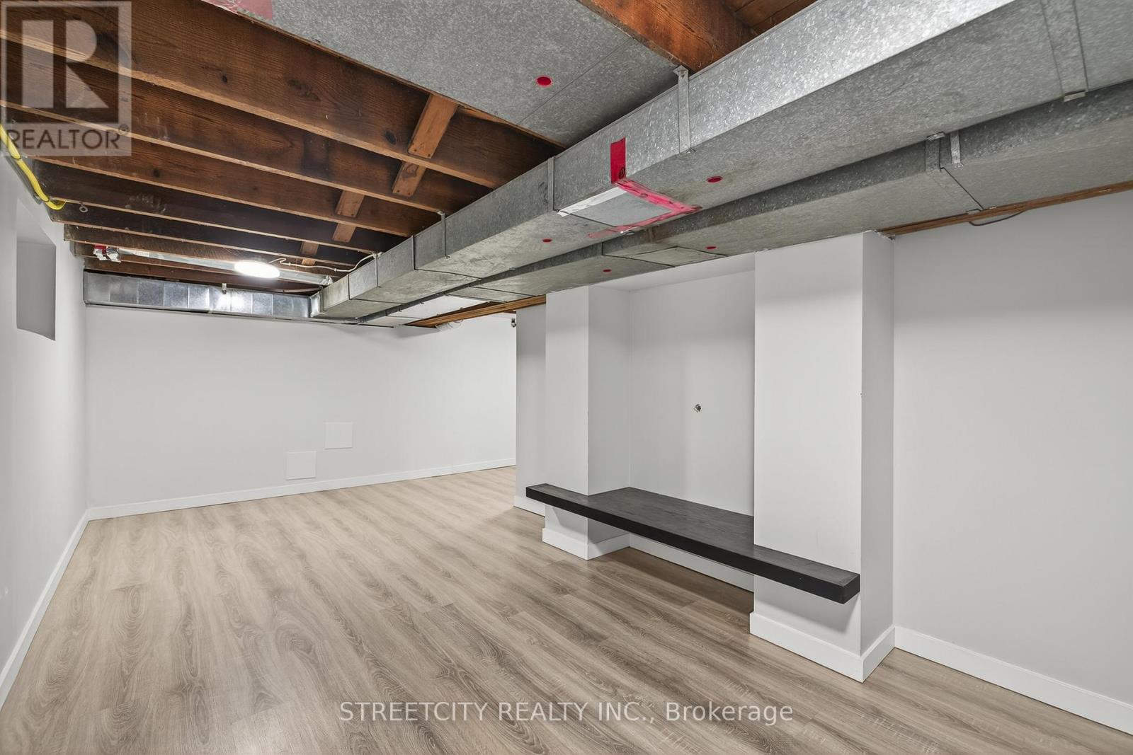 80 Tecumseh Avenue E, London South, Ontario  N6C 1R9 - Photo 35 - X12579048