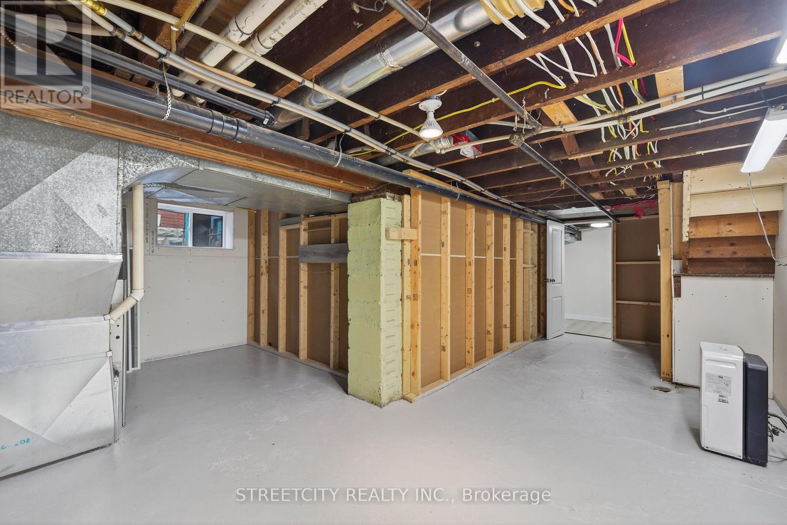 80 Tecumseh Avenue E, London South, Ontario  N6C 1R9 - Photo 37 - X12579048