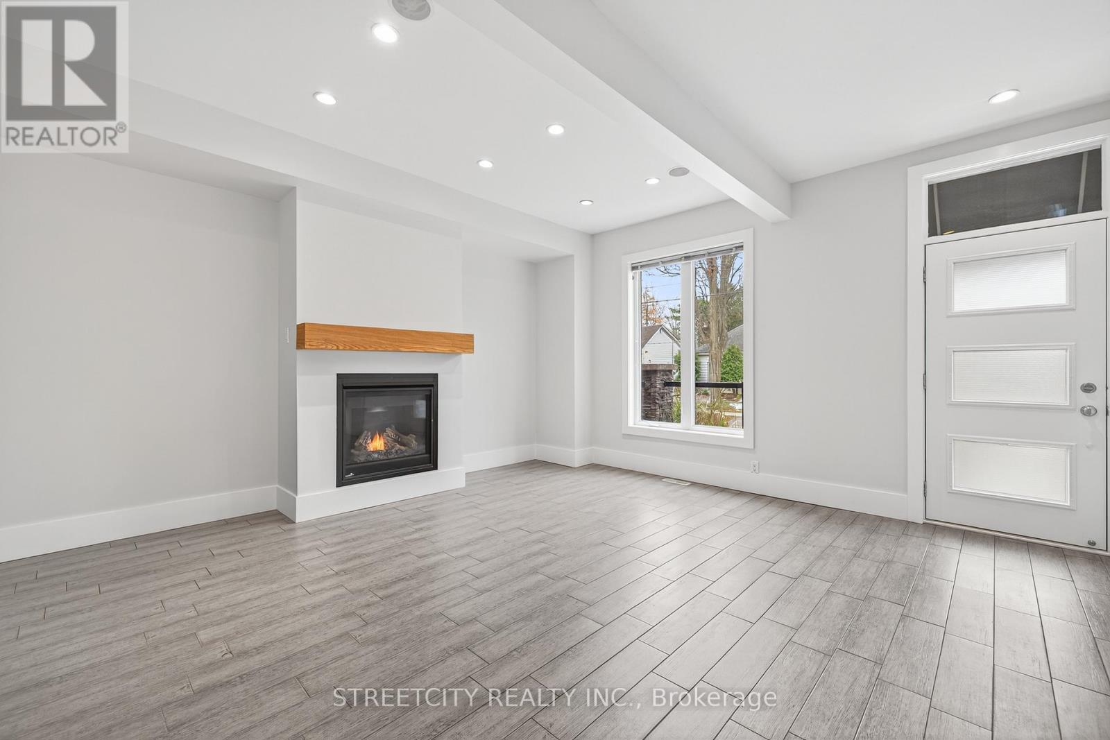 80 Tecumseh Avenue E, London South, Ontario  N6C 1R9 - Photo 8 - X12579048