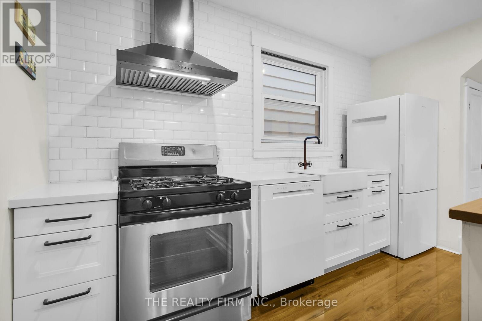 39 Springbank Drive, London South, Ontario  N6J 1E4 - Photo 15 - X12579094