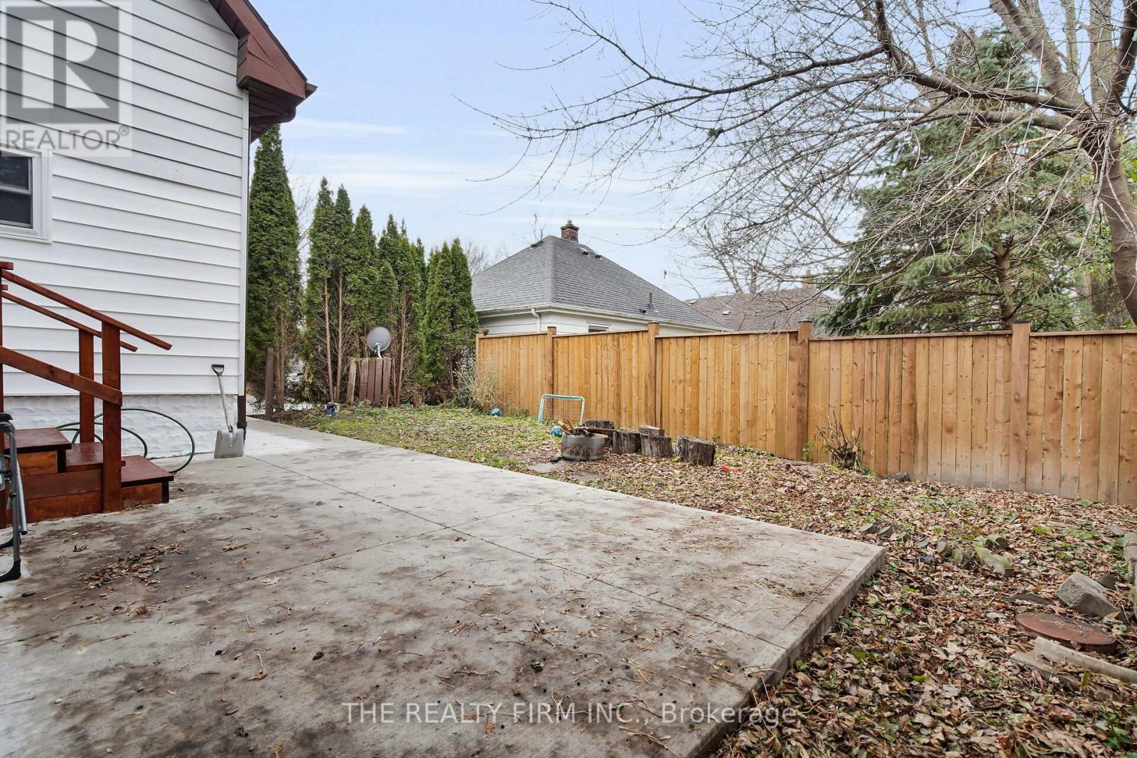 39 Springbank Drive, London South, Ontario  N6J 1E4 - Photo 38 - X12579094