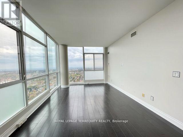 Ph3 - 225 Webb Drive, Mississauga, Ontario  L5B 4P2 - Photo 17 - W12578904