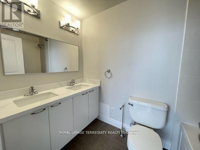 Ph3 - 225 Webb Drive, Mississauga, Ontario  L5B 4P2 - Photo 23 - W12578904