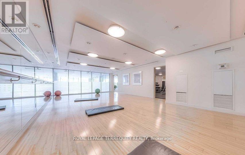 Ph3 - 225 Webb Drive, Mississauga, Ontario  L5B 4P2 - Photo 41 - W12578904