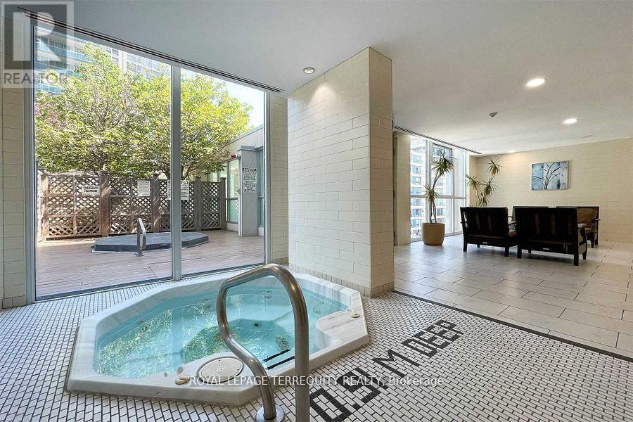 Ph3 - 225 Webb Drive, Mississauga, Ontario  L5B 4P2 - Photo 45 - W12578904