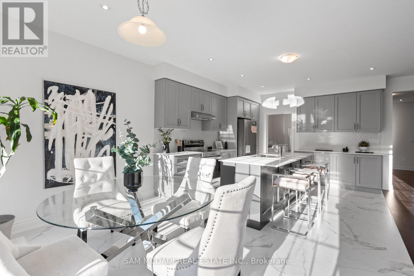 58 Workgreen Park Way, Brampton, Ontario  L6Y 6J7 - Photo 12 - W12578920