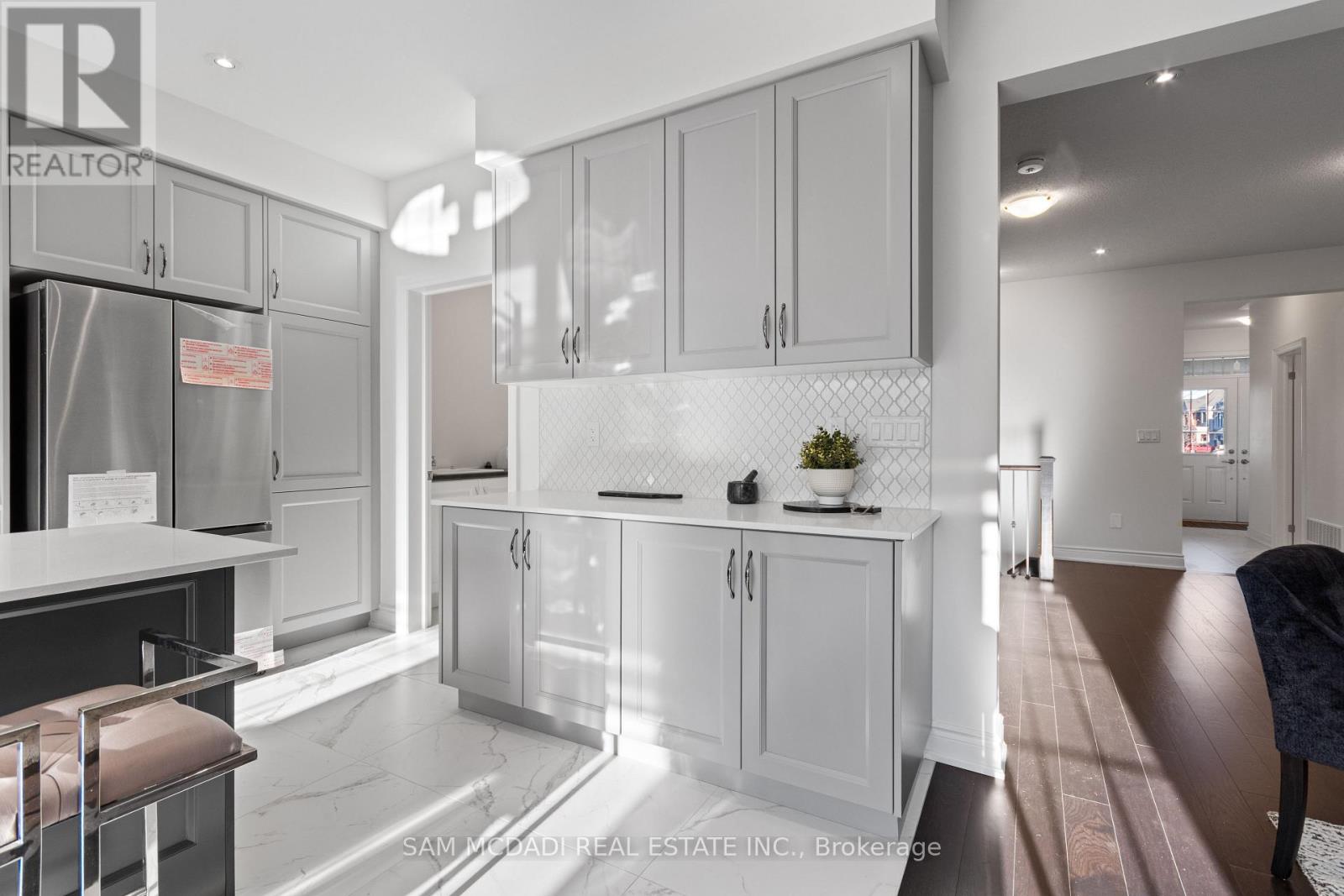 58 Workgreen Park Way, Brampton, Ontario  L6Y 6J7 - Photo 13 - W12578920