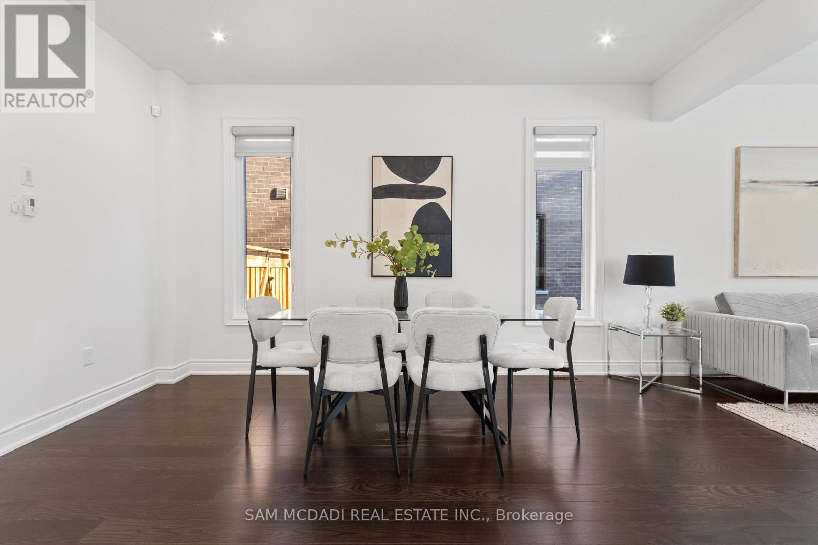 58 Workgreen Park Way, Brampton, Ontario  L6Y 6J7 - Photo 6 - W12578920