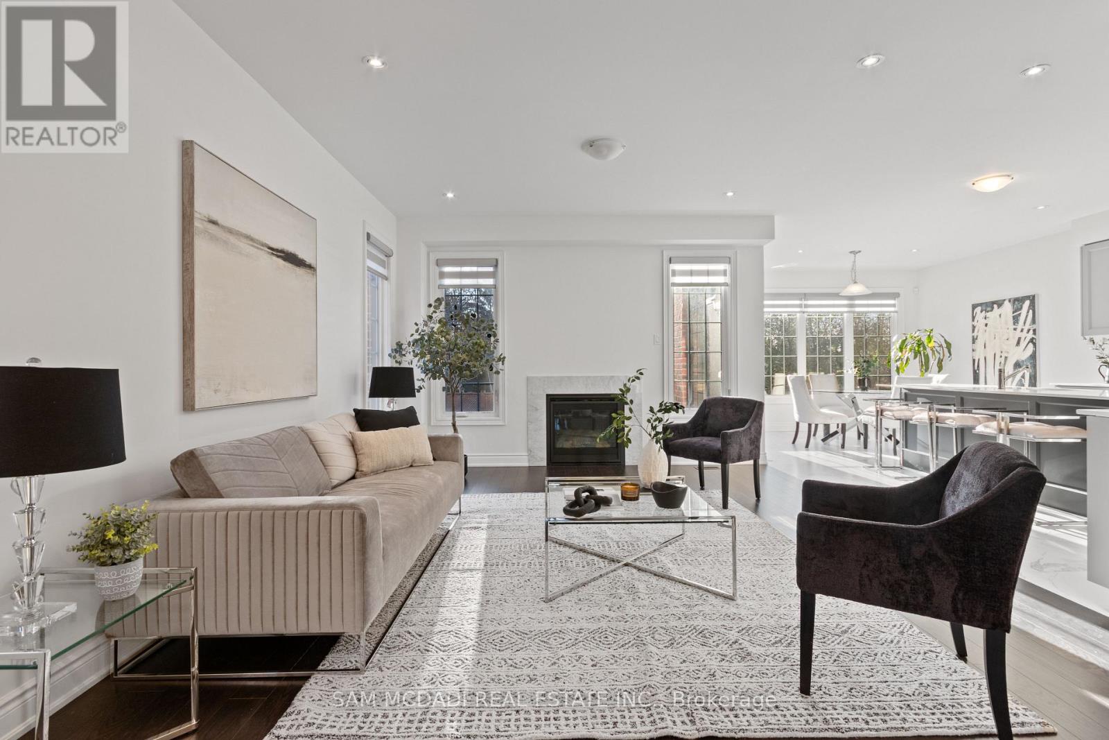 58 Workgreen Park Way, Brampton, Ontario  L6Y 6J7 - Photo 7 - W12578920