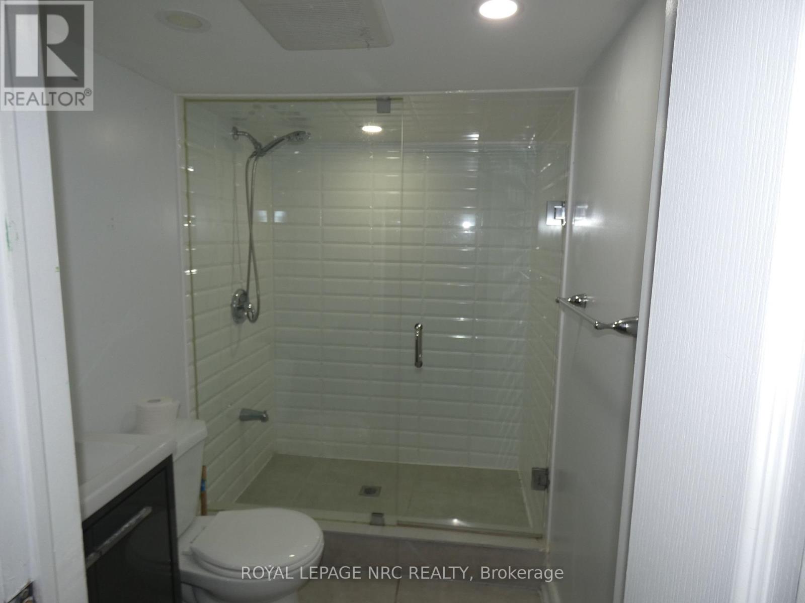 Lower Unit - 7857 Sassafras Trail, Niagara Falls, Ontario  L2H 0N6 - Photo 6 - X12578994