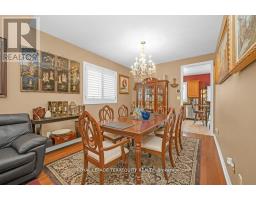 15 ARMOUR CRESCENT, Hamilton, Ontario