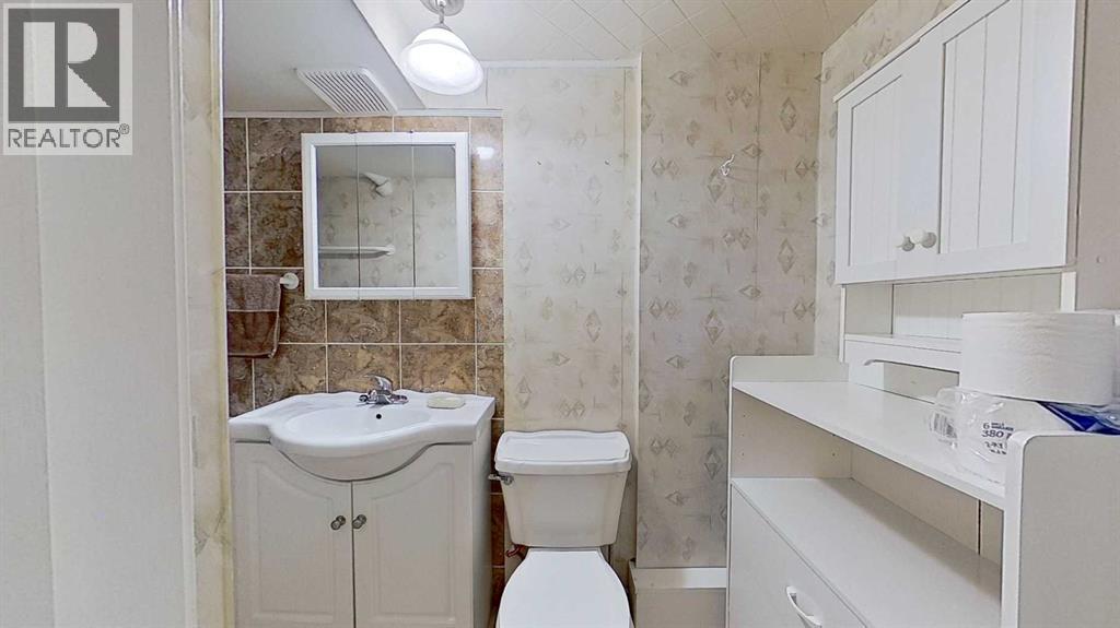 47 Montrose Crescent Ne, Calgary, Alberta  T2E 5P3 - Photo 29 - A2252013