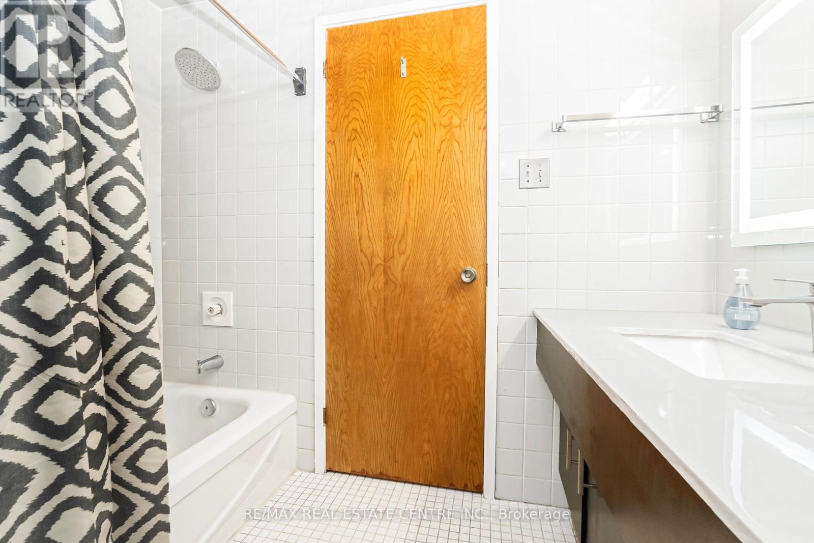 4314 Concession 11 Road, Puslinch, Ontario  L0P 1J0 - Photo 21 - X12578490