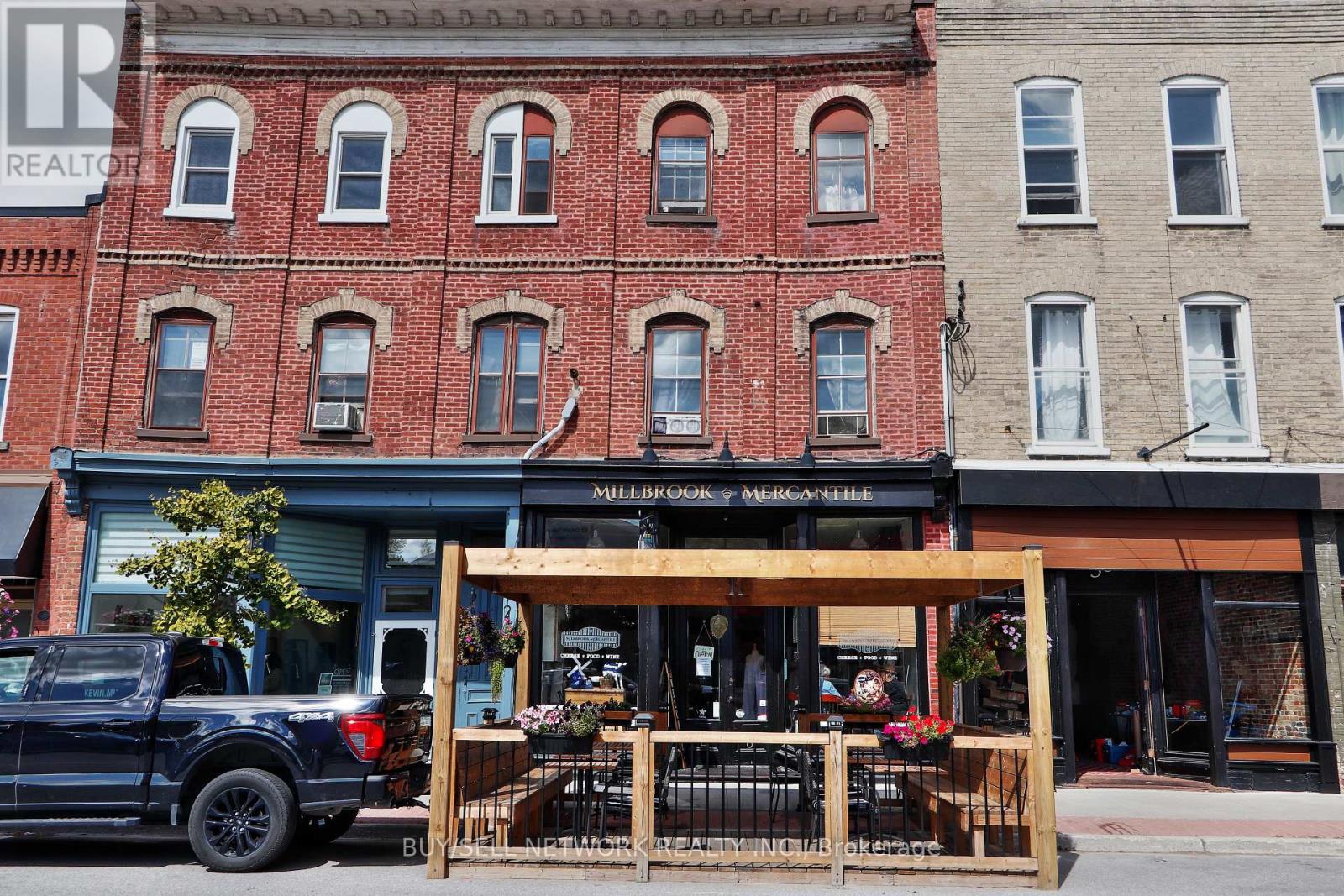 28 King Street E, Cavan Monaghan, Ontario  L0A 1G0 - Photo 2 - X12578958