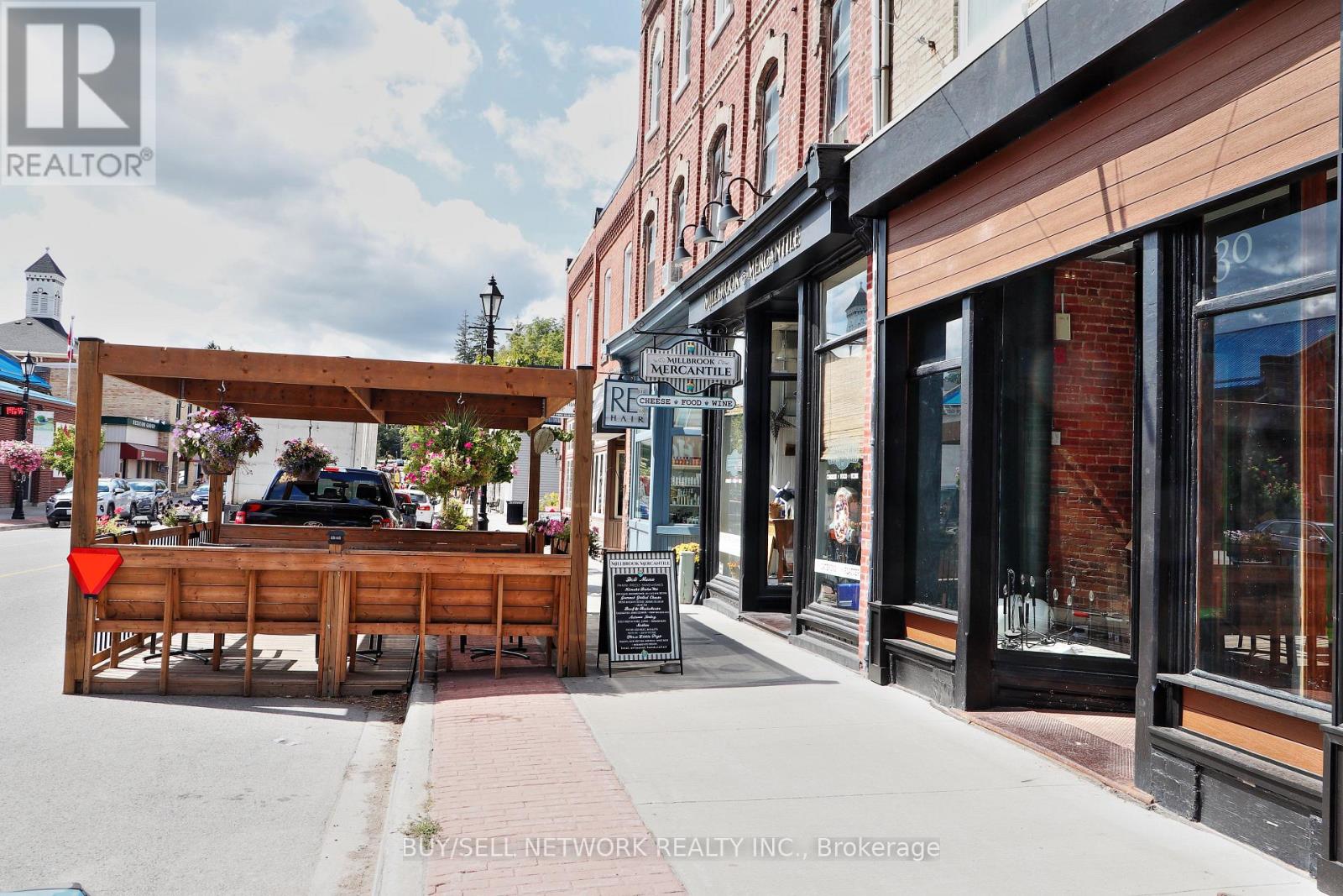 28 King Street E, Cavan Monaghan, Ontario  L0A 1G0 - Photo 3 - X12578958