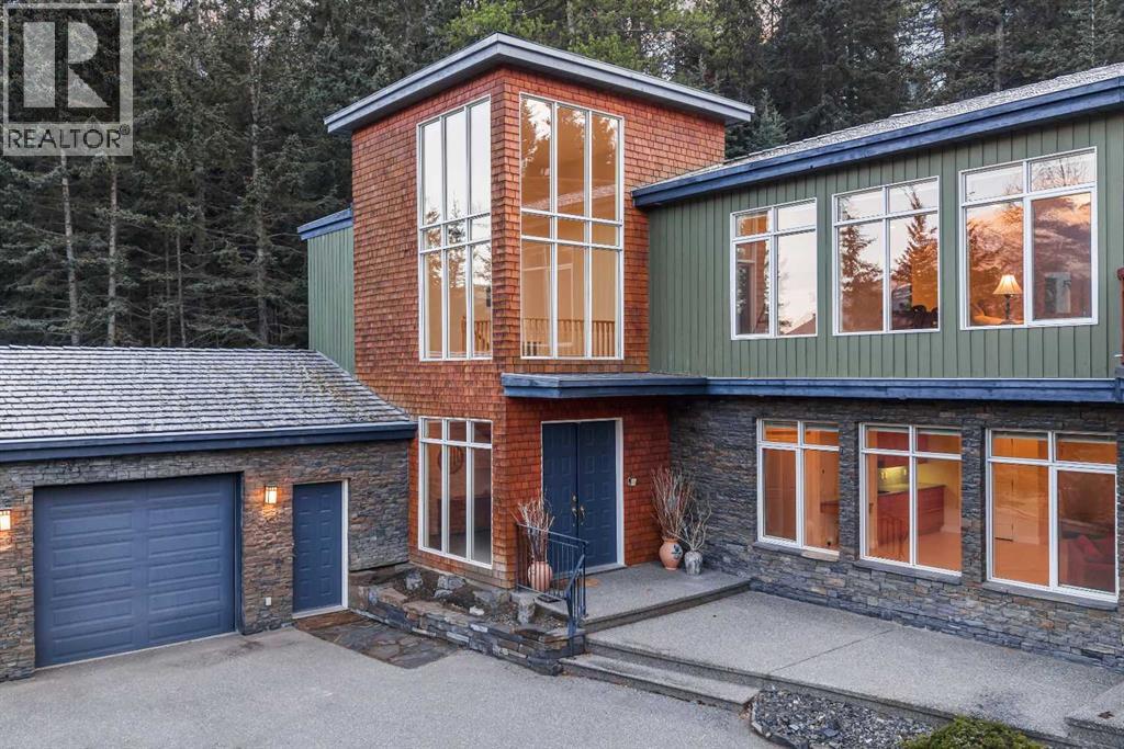 4 Prospect Close, Canmore, Alberta  T1W 2S3 - Photo 4 - A2272225