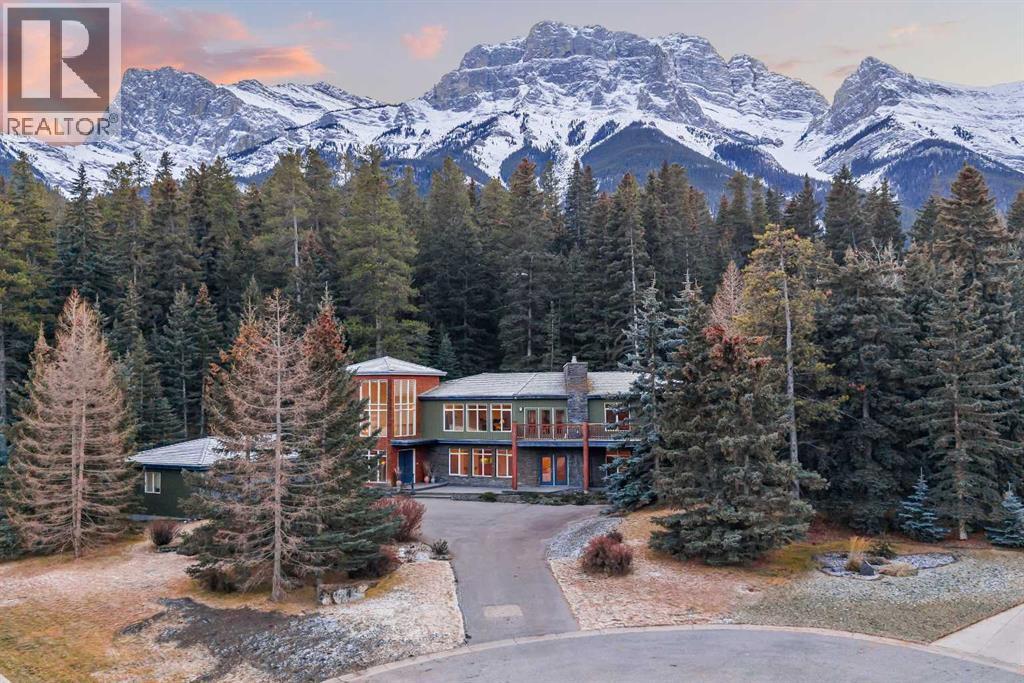 4 Prospect Close, Canmore, Alberta  T1W 2S3 - Photo 1 - A2272225