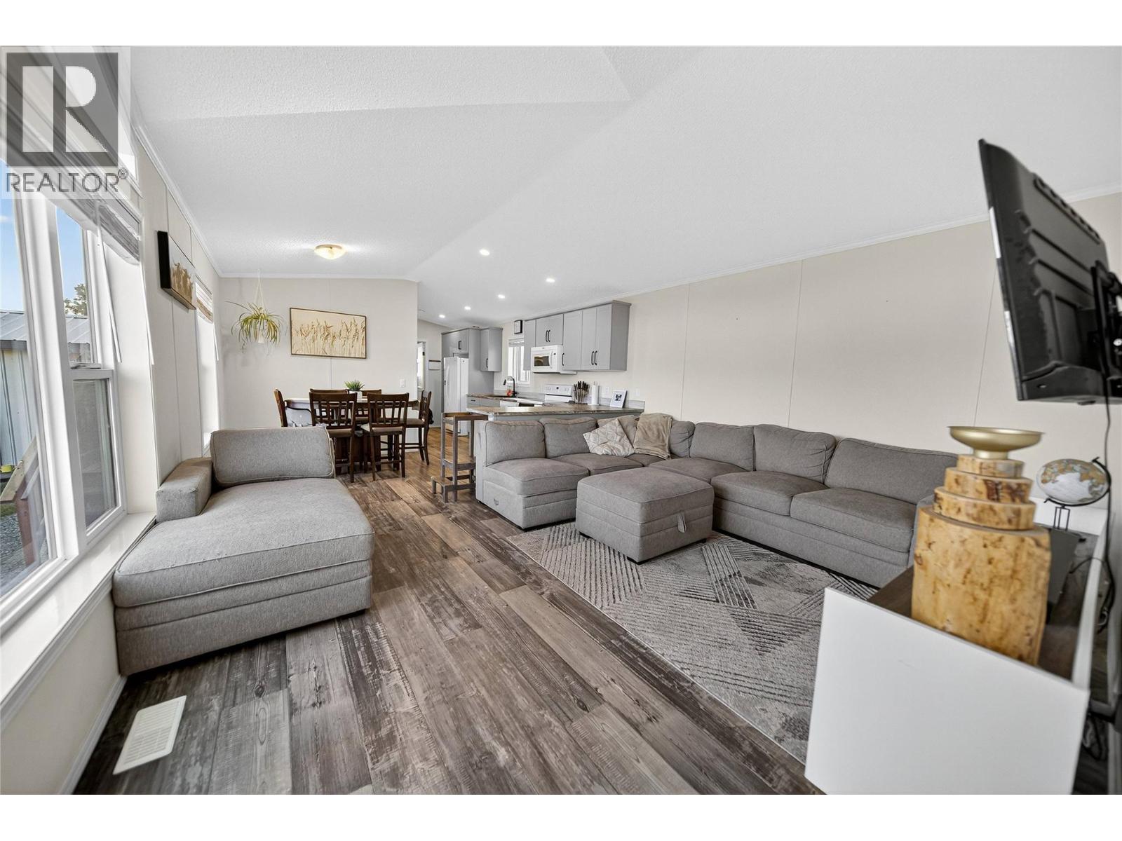 1011 Steepleview Drive Nw, Cranbrook, British Columbia  V1C 5L3 - Photo 9 - 10369642