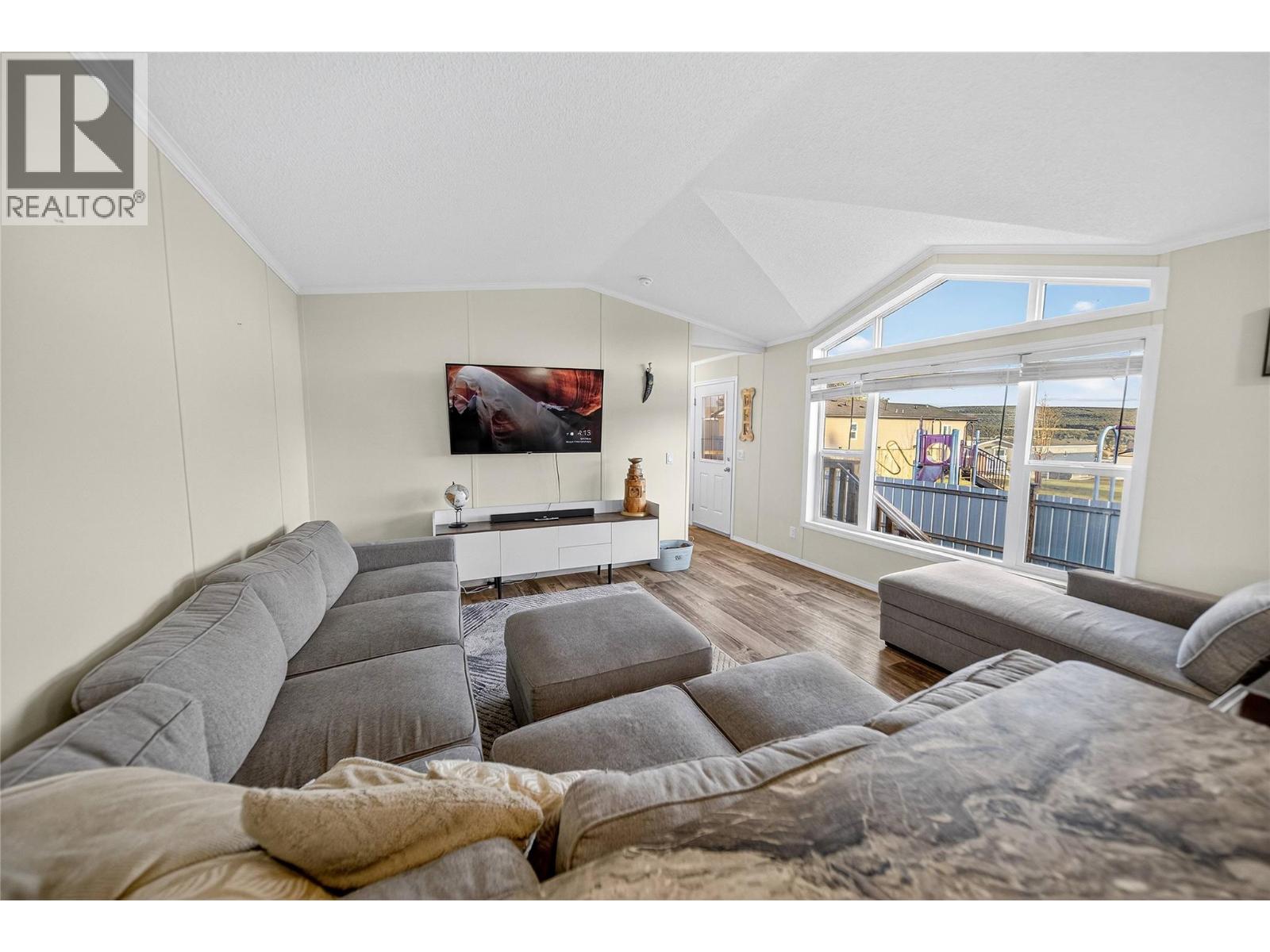 1011 Steepleview Drive Nw, Cranbrook, British Columbia  V1C 5L3 - Photo 5 - 10369642