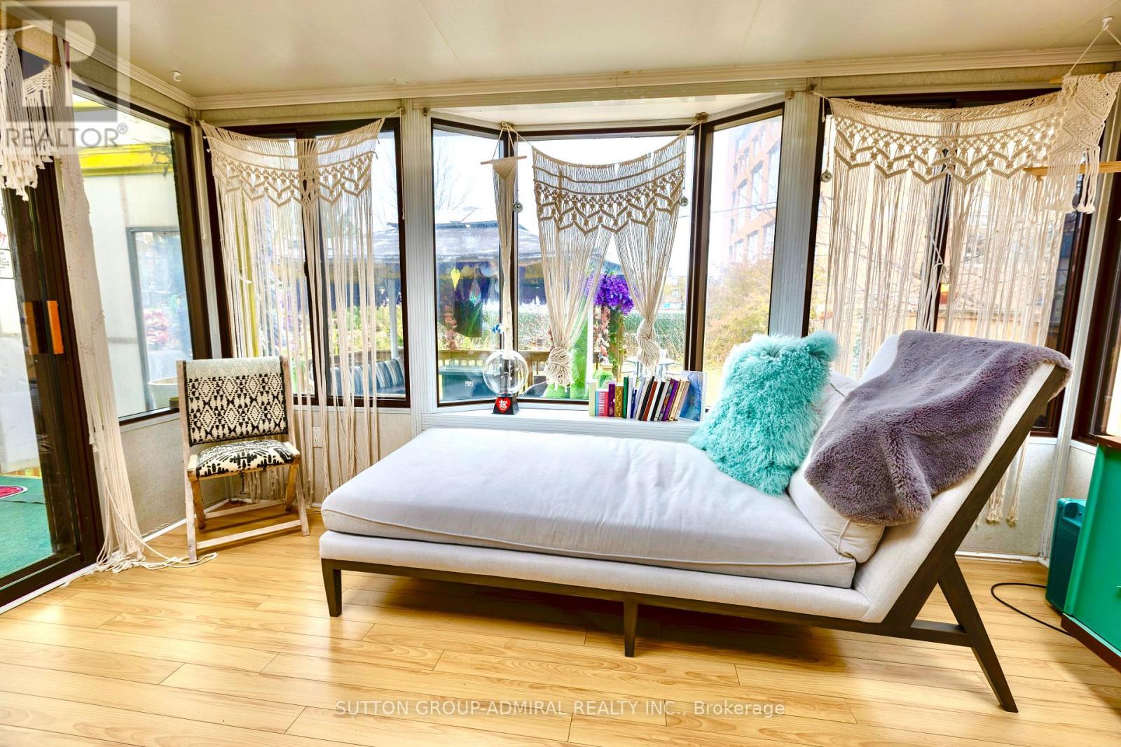 44 Baycrest Avenue, Toronto, Ontario  M6A 1W1 - Photo 16 - C12578468