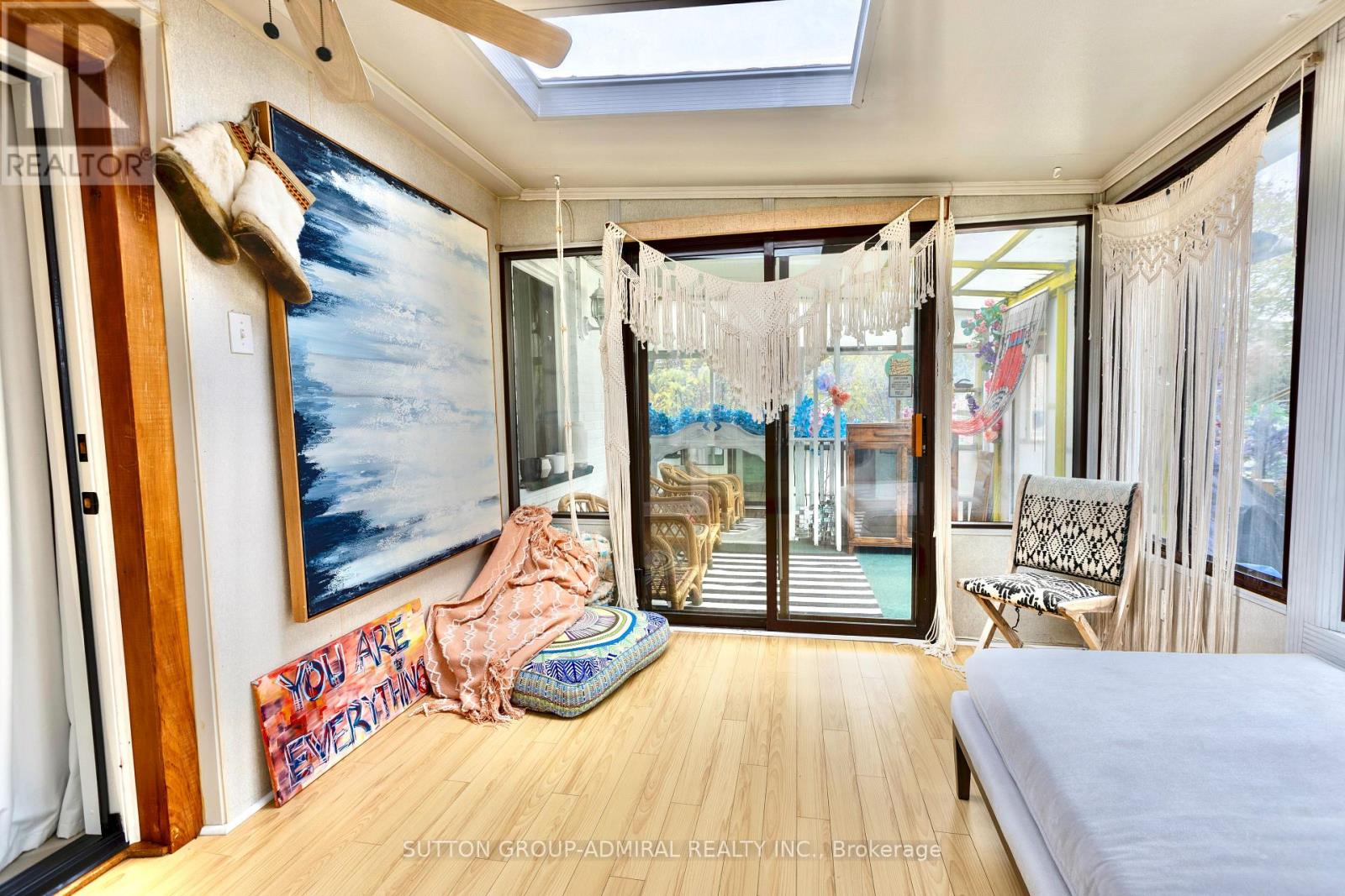 44 Baycrest Avenue, Toronto, Ontario  M6A 1W1 - Photo 18 - C12578468