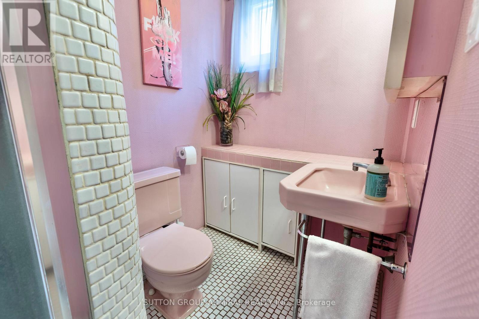 44 Baycrest Avenue, Toronto, Ontario  M6A 1W1 - Photo 7 - C12578468