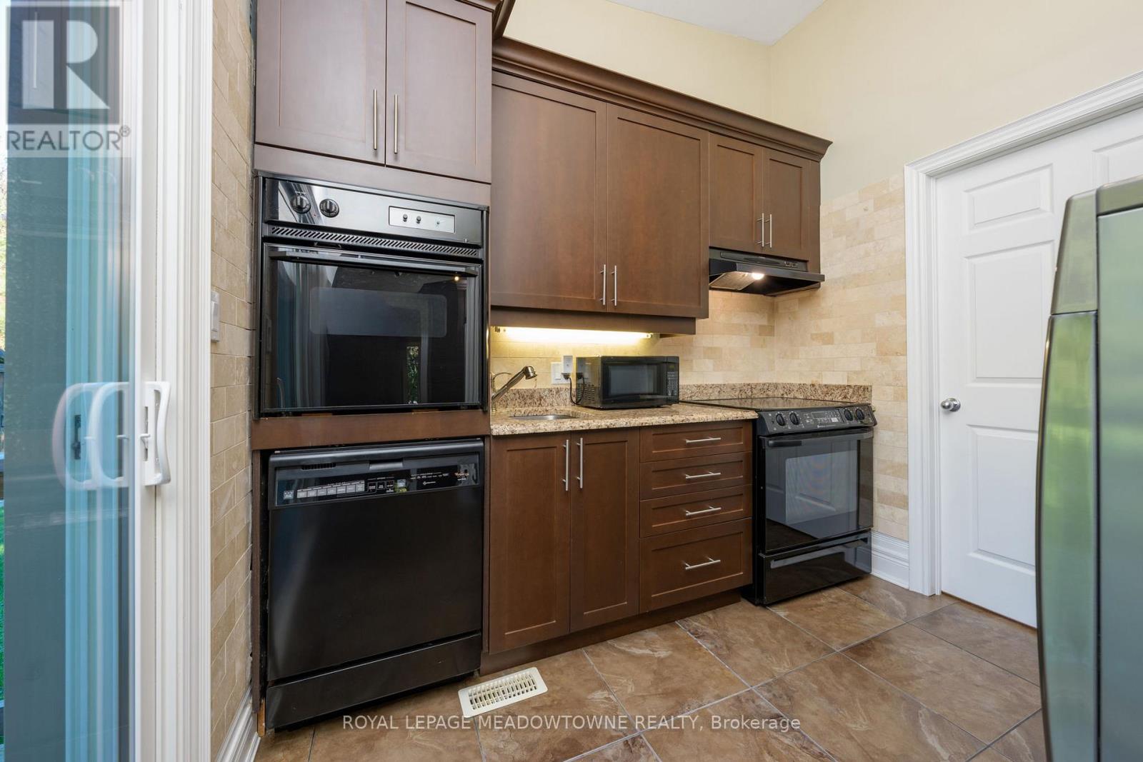 13219 Fourth Line, Halton Hills, Ontario  L7J 2M1 - Photo 20 - W12525596