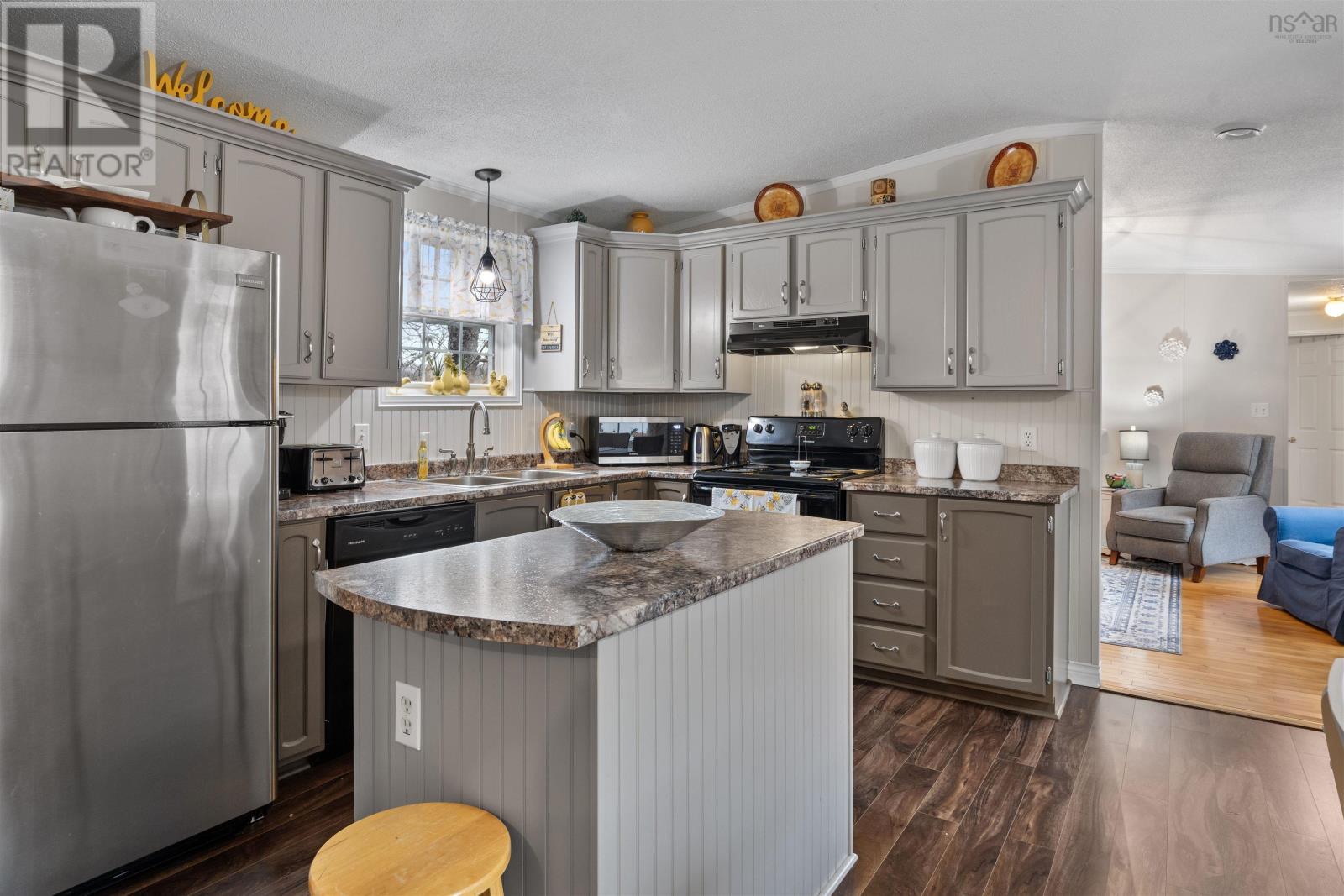 30 Stanley Street, Sackville, Nova Scotia  B4E 1E9 - Photo 11 - 202528590