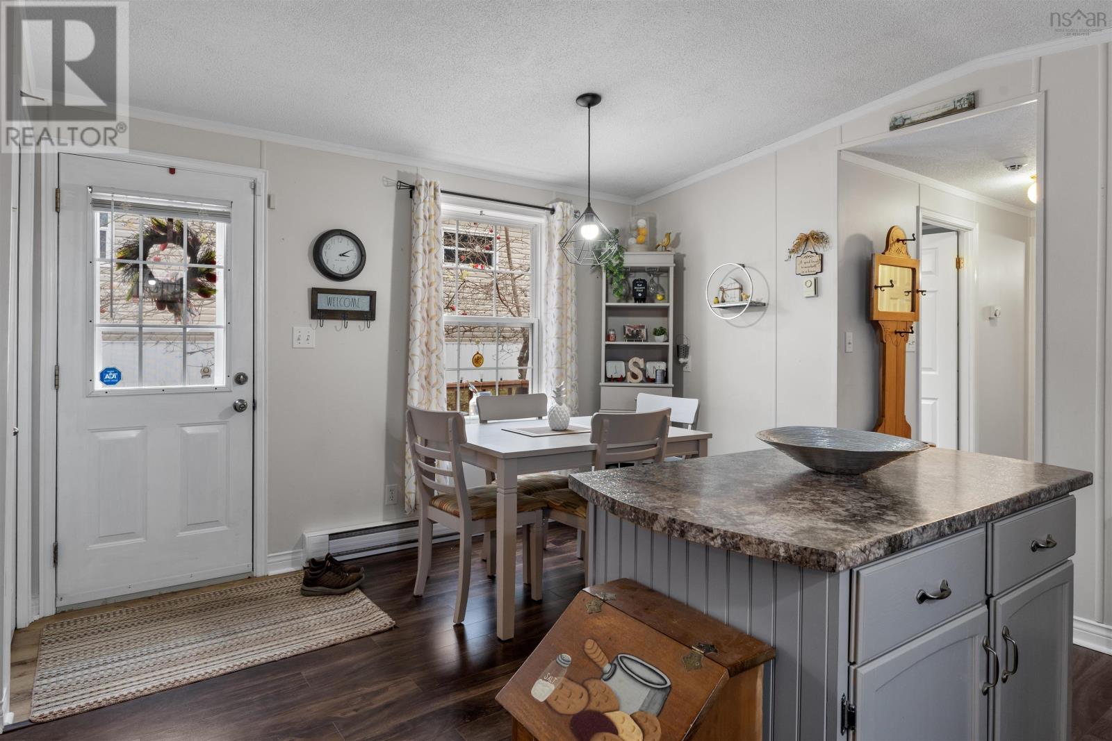 30 Stanley Street, Sackville, Nova Scotia  B4E 1E9 - Photo 5 - 202528590