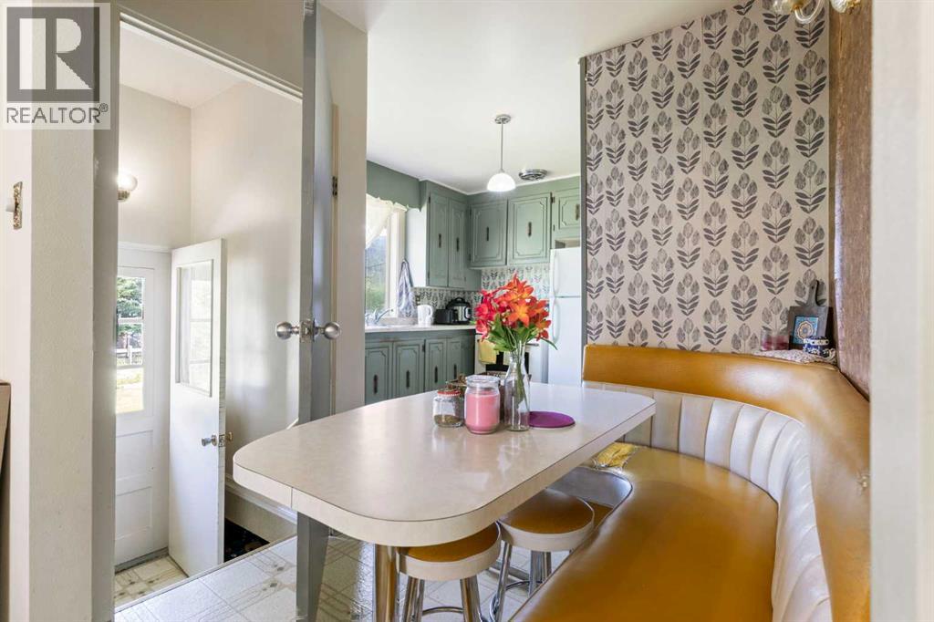 125 Rainbow Avenue, Banff, Alberta T1L 1A1 - Photo 28 - A2249719