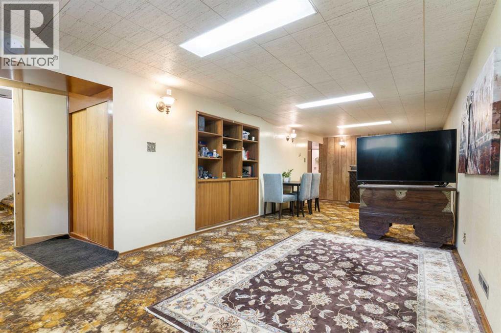 125 Rainbow Avenue, Banff, Alberta T1L 1A1 - Photo 40 - A2249719