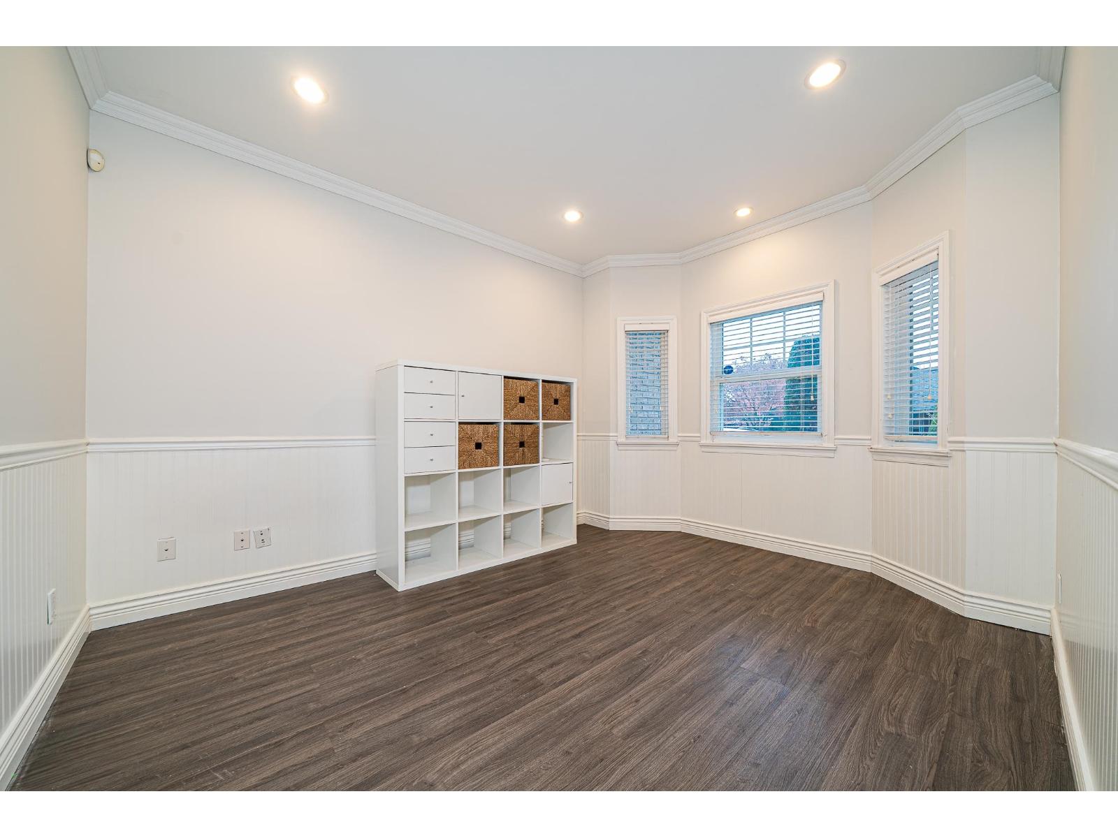 6368 189a Street, Surrey, British Columbia  V3S 8S3 - Photo 9 - R3070304