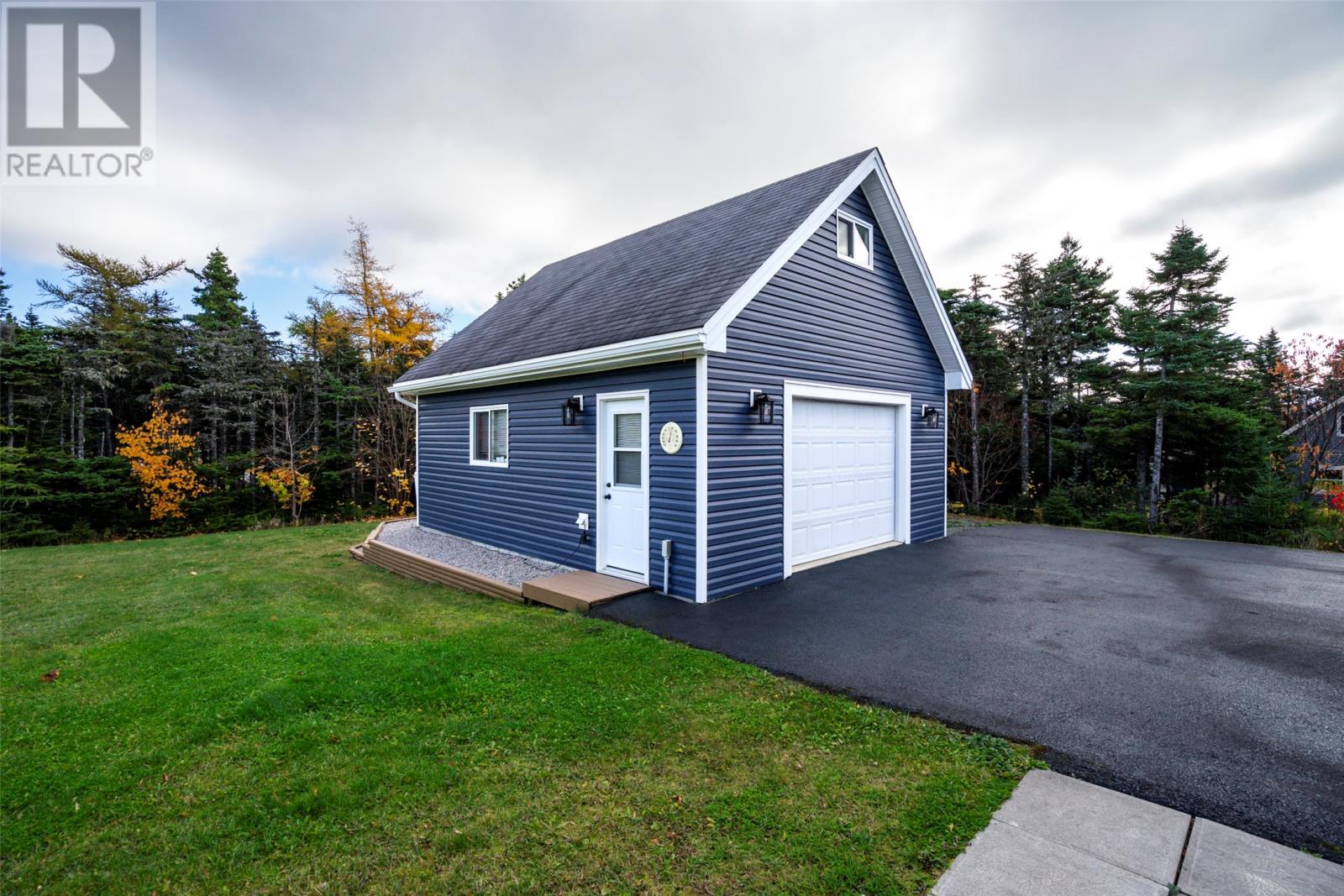 55 Western Island Pond, Torbay, Newfoundland & Labrador  A1K 1L9 - Photo 4 - 1292895