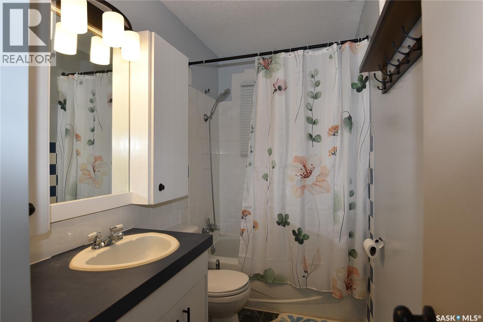 312 6th Avenue E, Nipawin, Saskatchewan  S0E 1E0 - Photo 13 - SK024690