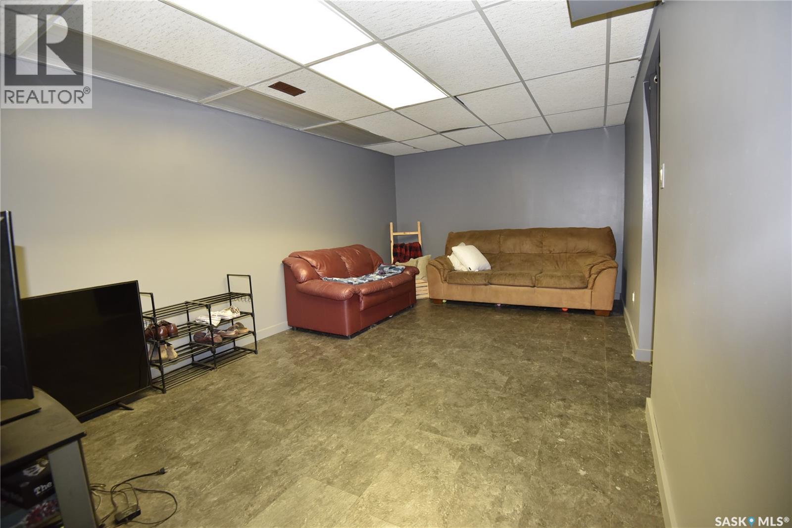 312 6th Avenue E, Nipawin, Saskatchewan  S0E 1E0 - Photo 17 - SK024690