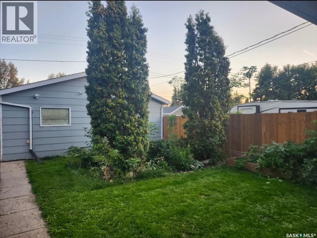 312 6th Avenue E, Nipawin, Saskatchewan  S0E 1E0 - Photo 34 - SK024690