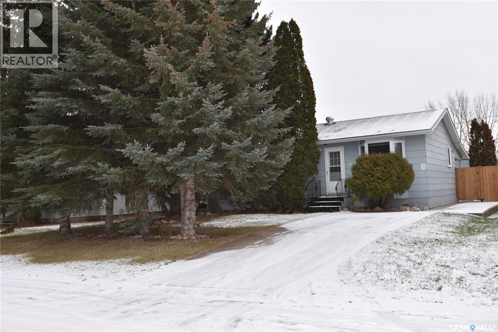 312 6th Avenue E, Nipawin, Saskatchewan  S0E 1E0 - Photo 35 - SK024690