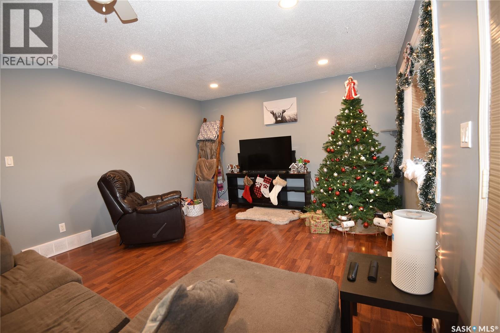 312 6th Avenue E, Nipawin, Saskatchewan  S0E 1E0 - Photo 6 - SK024690