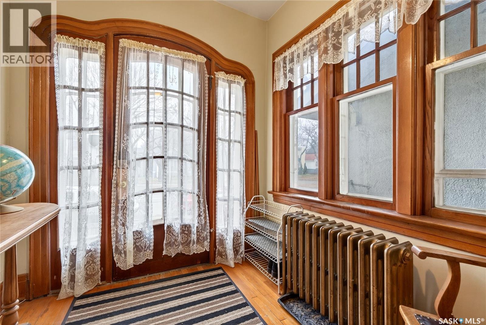 1334 Victoria Avenue, Regina, Saskatchewan  S4P 0P1 - Photo 3 - SK024568