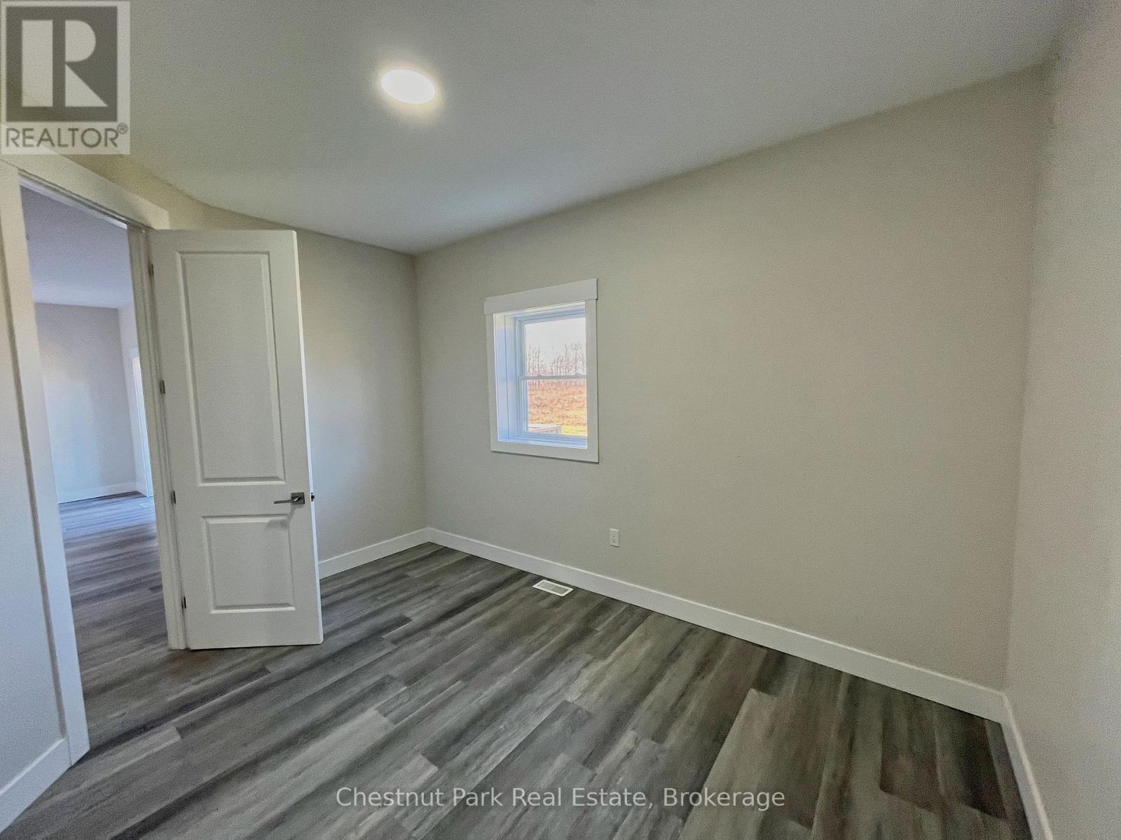 3 - 319922 Kemble Rock Road, Georgian Bluffs, Ontario  N0H 1S0 - Photo 5 - X12469283