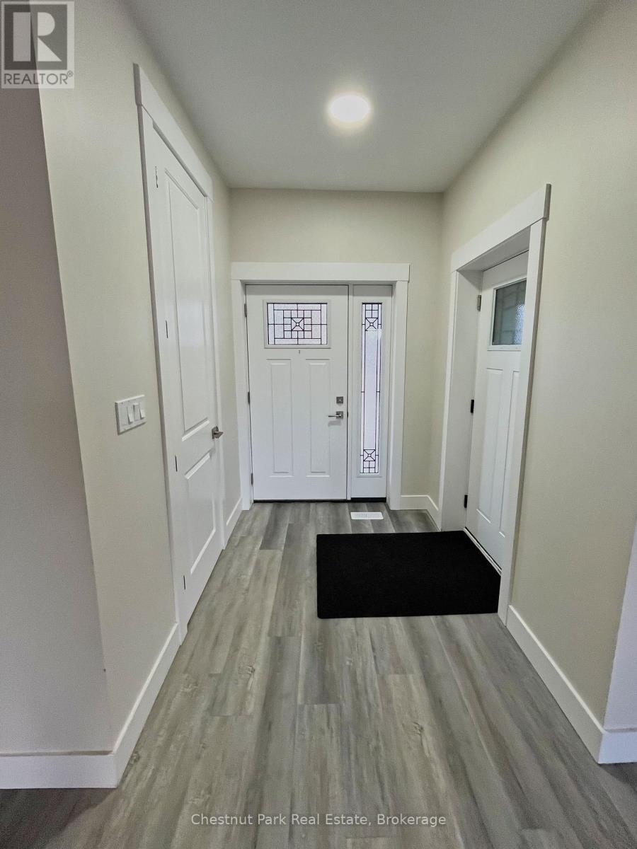 3 - 319922 Kemble Rock Road, Georgian Bluffs, Ontario  N0H 1S0 - Photo 2 - X12469283